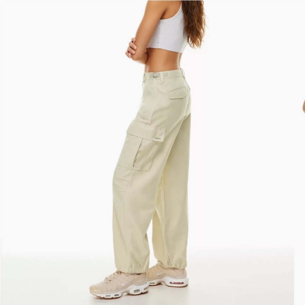Aritzia TNA Supply Beige Cargo Pant Size 0 - Picture 4 of 15